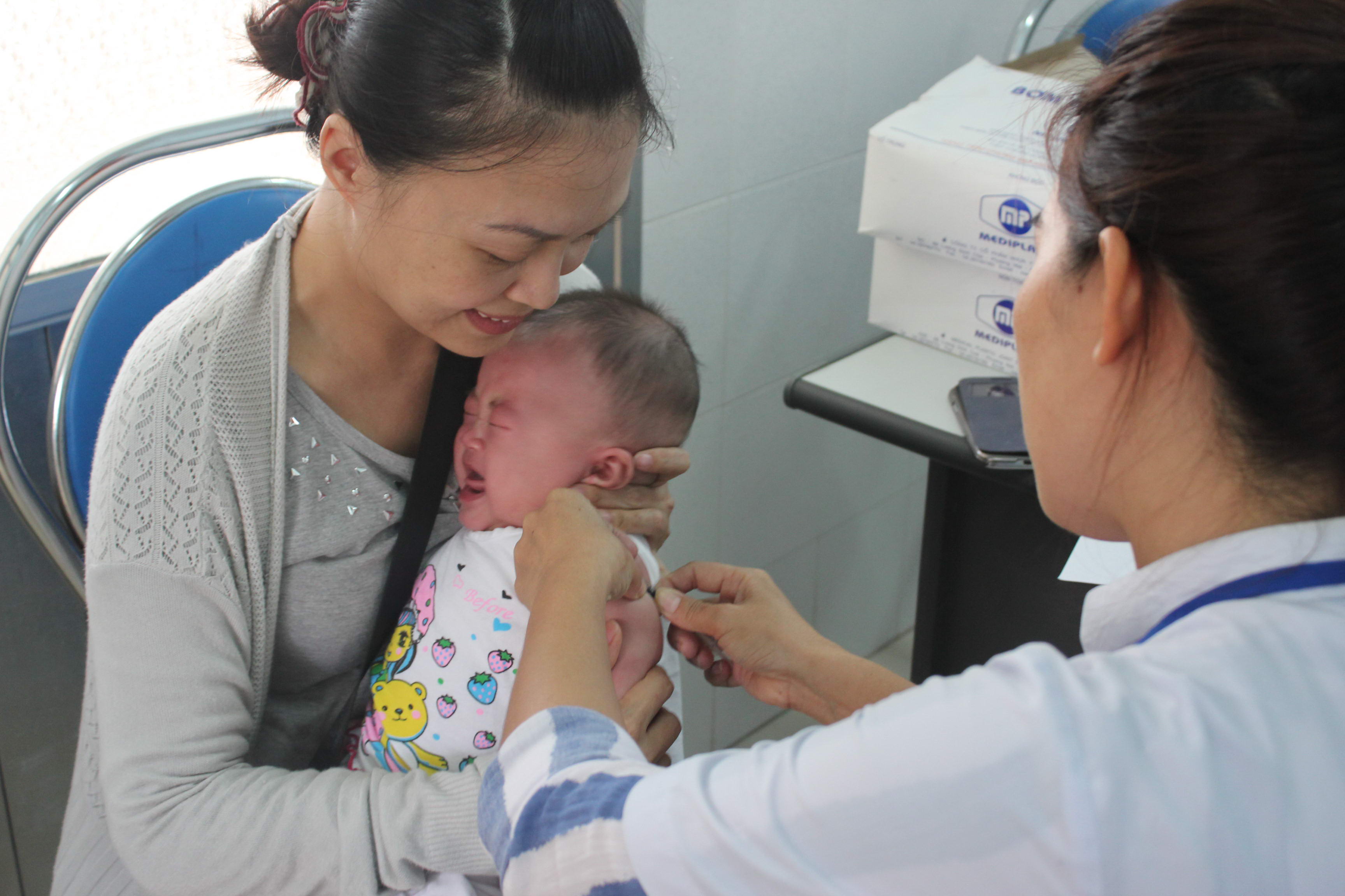 Tăng cường tiêm bù, tiêm vét vắc xin Sởi – Rubella hoàn thành trong tháng 3/2025